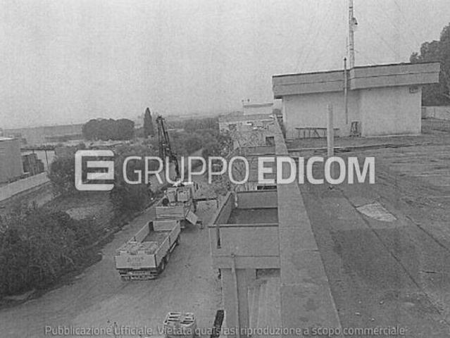 Fabbricati costruiti per esigenze industriali in vendita a Palo del Colle Rif. 3558132