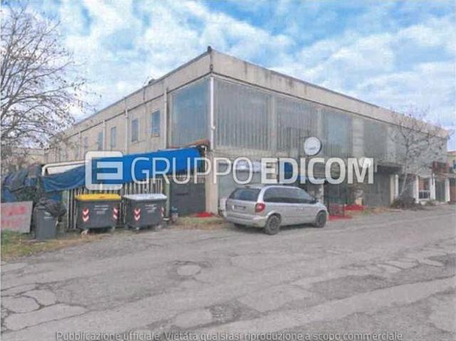 Fabbricati costruiti per esigenze industriali in vendita a Tortona Rif. 4555821