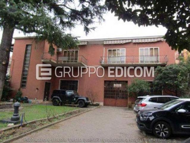 Fabbricati costruiti per esigenze industriali in vendita a Verona Rif. 4556066