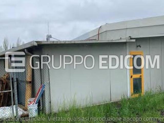 Fabbricati, locali sportivi con fini di lucro in vendita a Bondeno Rif. 4546903