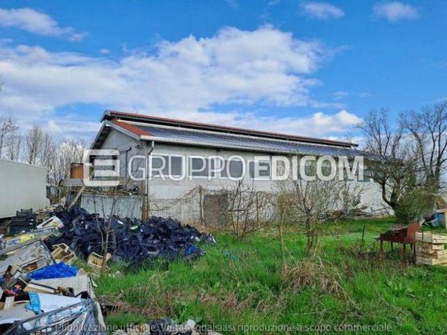 Fabbricati per attivit agricole di 323 mq in vendita a Riese Pio X Rif. 4554415