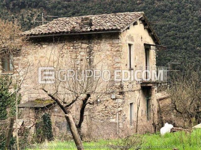Fabbricato di 82.74 mq in vendita a Arrone Rif. 4541710