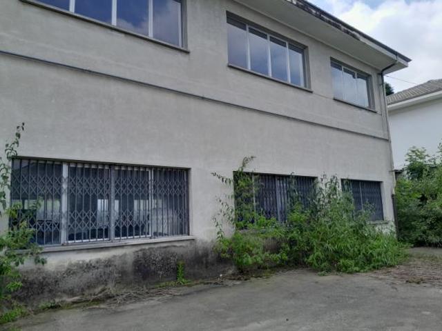 FABBRICATO INDUSTRIALE A FORNO CANAVESE