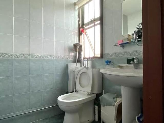 Faber Garden Condominium D20, Condominium