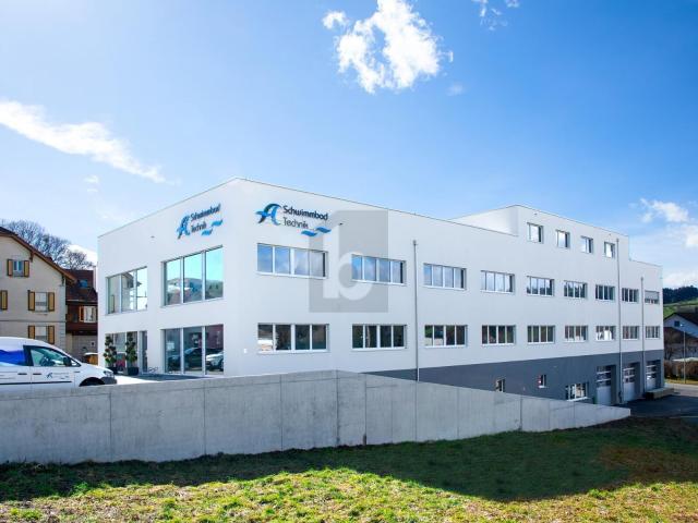 Factory with 1 room for rent in Hochdorf 400 m² | dreamo. Ch