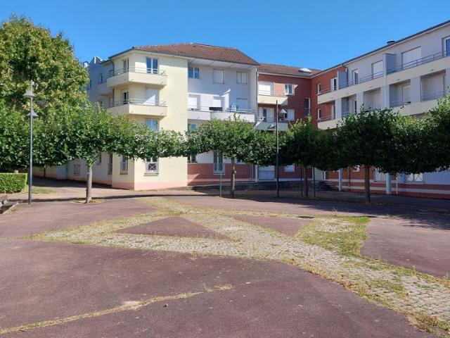 FAC DE SCIENCES F2 loué à vendre
