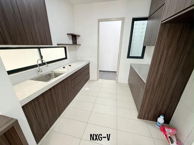 Face ParkingRimbayu Periwinkle Kota KemuningSemiD 2sty House Rent