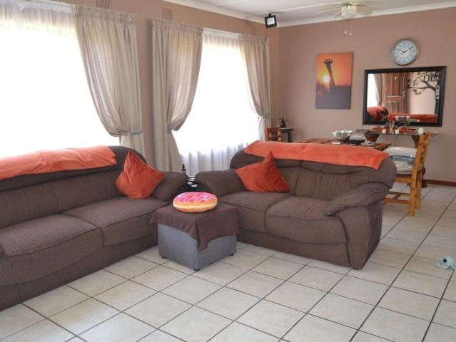 Facebrick house with a one bedroom flat