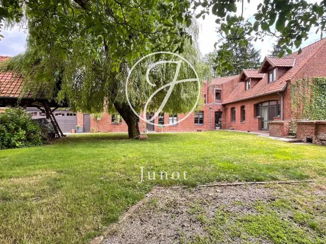 FACHES THUMESNIL – Propriété de caractère 8 pièces 250m² 4