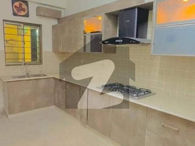 Facig lake 3 Bed Room Apartment Available For Sale in Askari 11