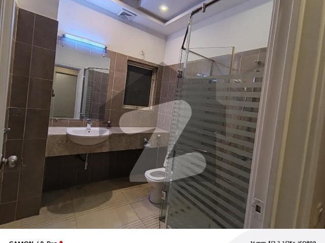 Facing Golf 1 Kanal Luxury House With Fully Basement Available For Rent In Defence Raya