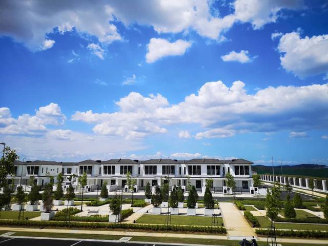 Facing Garden 4Rooms Graham Eco Grandeur Puncak Alam Gated Guarded