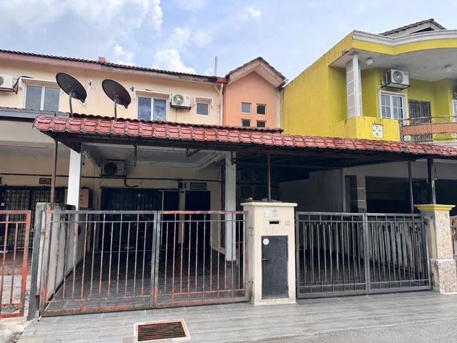 Facing Empty 2 Storey Terrace Taman Pelangi Kota Emerald Rawang