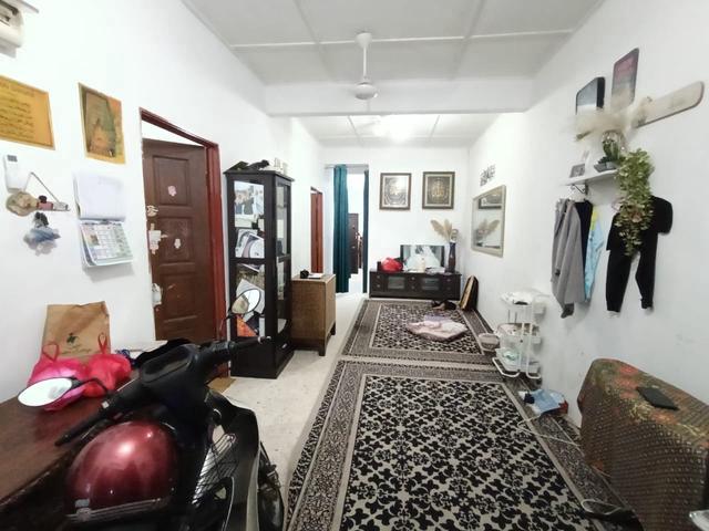 Facing Empty Single Storey Terrace Cempaka Bukit Sentosa Rawang