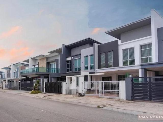 Facing Field 2 Storey 24X75 Paloma Bukit Raja Klang Kitchen Extended