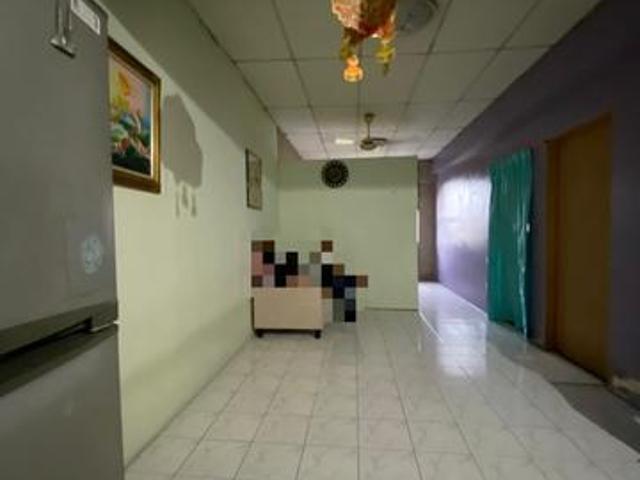 Facing Field Bukit tinggi klang Shop Apartment 785sqft tenanted nice