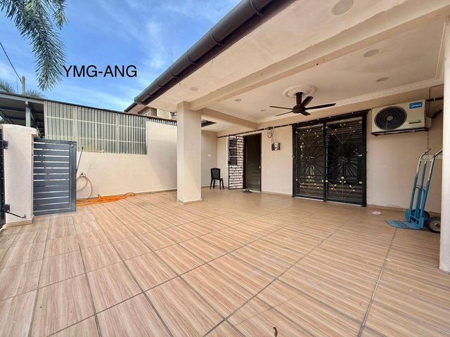 Facing Field Pandamaran Taman Selat Damai Port Klang 2 Double Storey