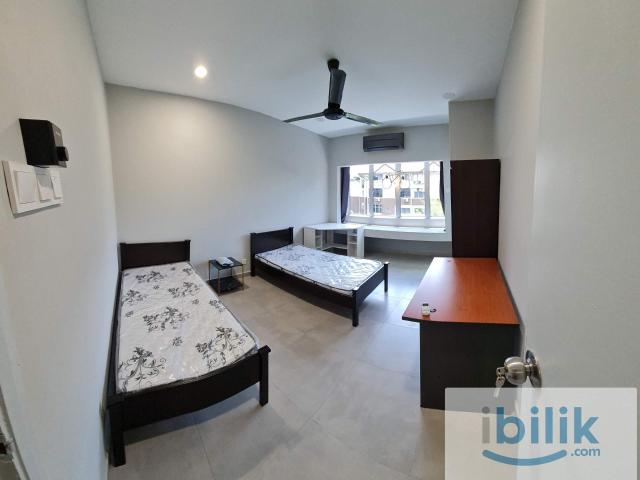 Facing INTI Subang FEMALE Master room SS15 own PRIVATE bathroom attach cooking allow single deposit rajawali