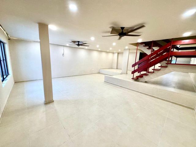 FACING OPEN22X70 Double Storey Ukay Heights Ampang FREEHOLD