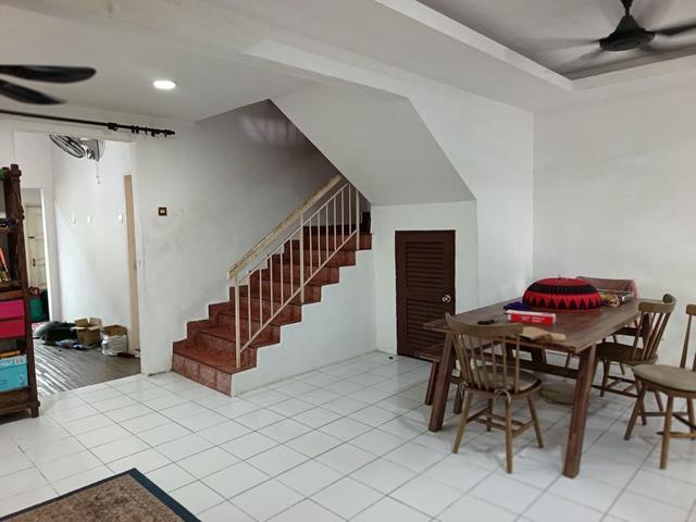 Facing Open 5 Bedrooms Taman Nusa Subang U5 Shah Alam Renovated
