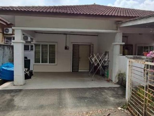 FACING OPEN 1 Storey Desa Baiduri Aman Salak Tinggi