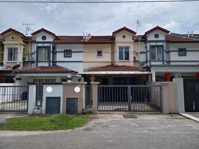 FACING OPEN 20 x 70 2Storey Taman Putra Prima Puchong FOR SALE