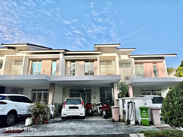 FACING OPEN 20x70 2 Storey Terrace Presint 11 Putrajaya