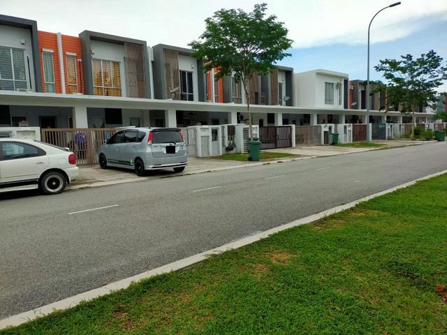 FACING OPEN 2 Storey Terrace Pistia 1 Setia Ecohill Semenyih