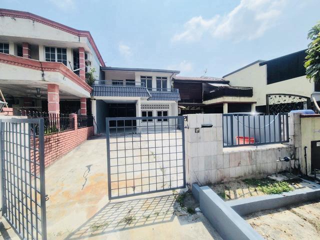 FACING OPEN 2 Storey Terrace Seksyen 10 Shah Alam