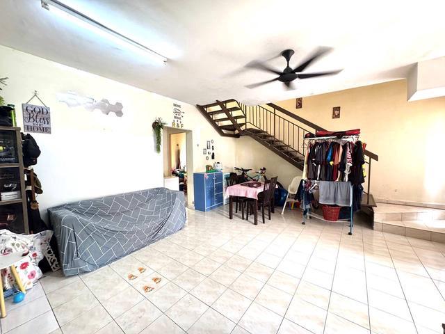 FACING OPEN 2 Storey Terrace SP 2 Bandar Saujana Putra