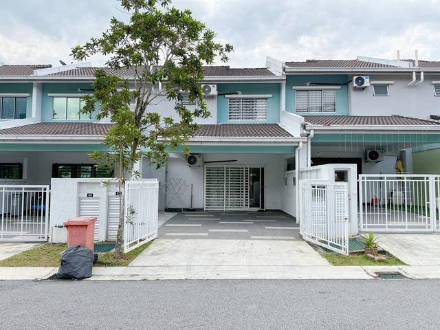 Facing Open 2 Storey Terrace Taman Ara Impian Seremban 2