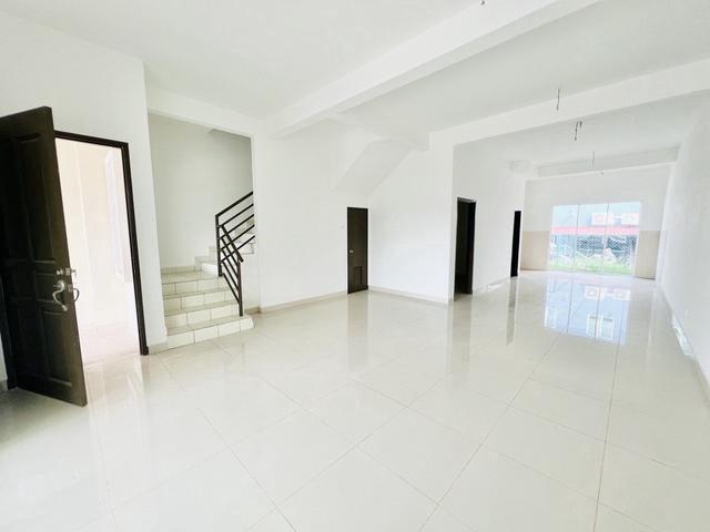FACING OPEN 2 Storey Terrace Taman Impiana Villa Seremban