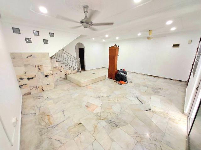 FACING OPEN 2 Storey Terrace Taman Semarak 2 Nilai