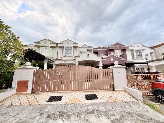 FACING OPEN 2 Storey Terrace Taman Tadisma Seksyen 13 Shah Alam