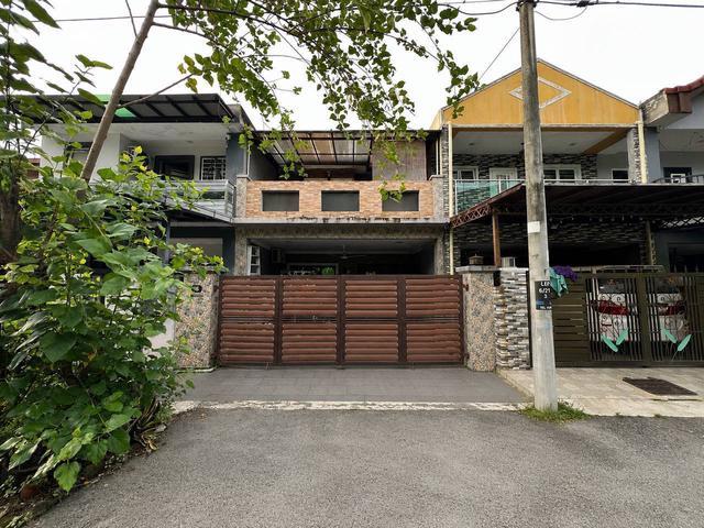 Facing Open 2 Storey House Taman Lestari Putra Seri Kembangan