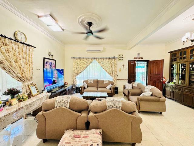 Facing Open 2 Storey Semi D Taman Setia 2 Balakong Seri Kembangan