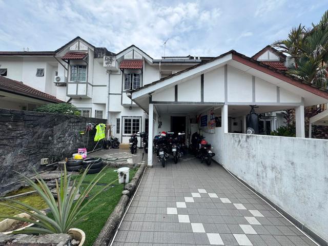 Facing Open 2 Sty Terraced Tengku Dhiauddin Seksyen 9 Shah Alam