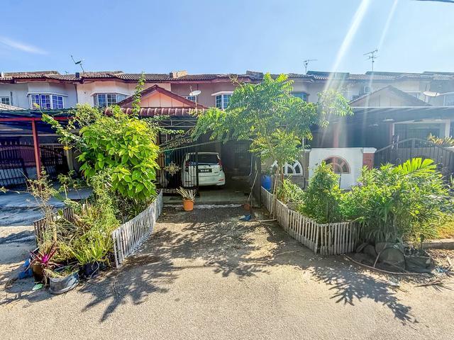 Facing Open 2Storey Taman Oakland Seremban For Sale