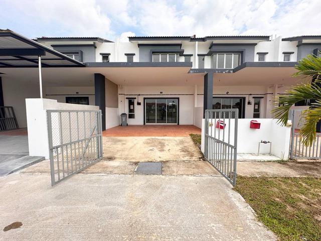 Facing Open 2Storey Terrace Residensi PRIMA Lukut Port Dickson