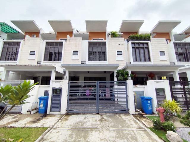 FACING OPEN 3 Storey Emerald TTDI Alam Impian Shah Alam