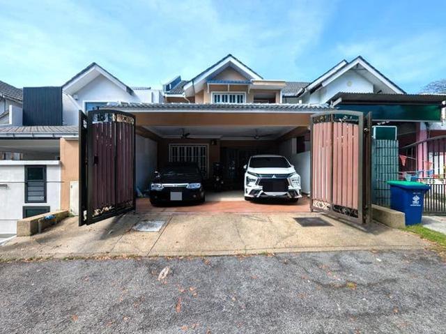 Facing Open Teres 2 Tingkat Bandar Kinrara Puchong