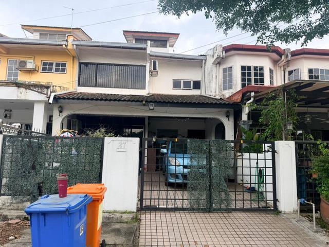 Facing Open Teres 2 Tingkat Seksyen 11 Shah Alam Renovated Unit