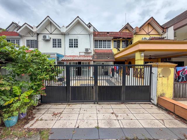 Facing Open Teres 2 Tingkat Seksyen 19 Shah Alam Renovated Unit