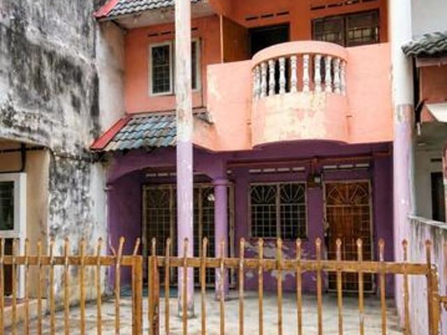 FACING OPEN Teres 2 Tingkat Puchong Intan
