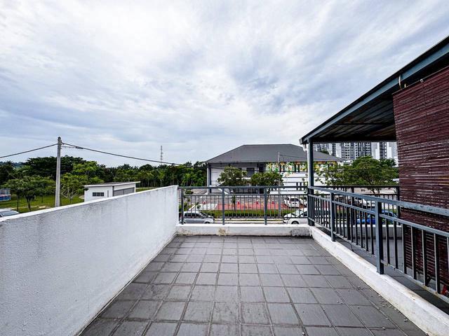 FACING OPEN Townhouse Simfoni LBS Perdana Puncak Alam