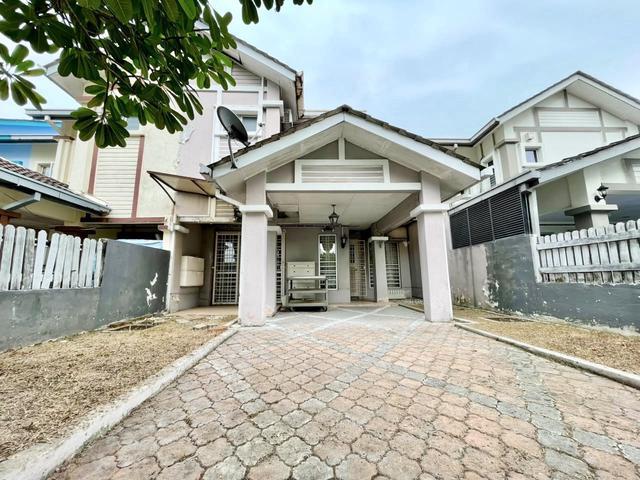 FACING OPEN WALK TO SURAU 2 Storey Terrace Putra Heights Subang