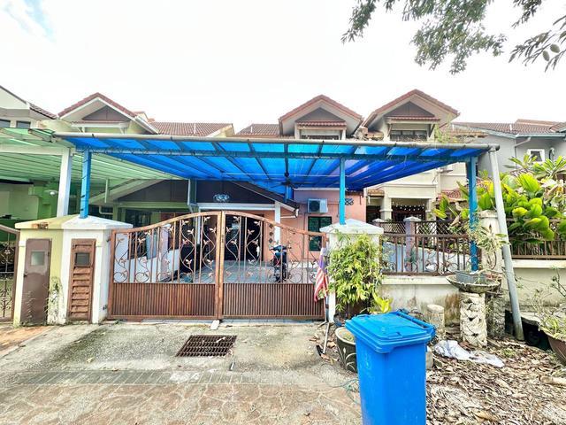 FACING OPEN BIGGEST SIZE 2 Storey Terrace Seksyen 7 Shah Alam