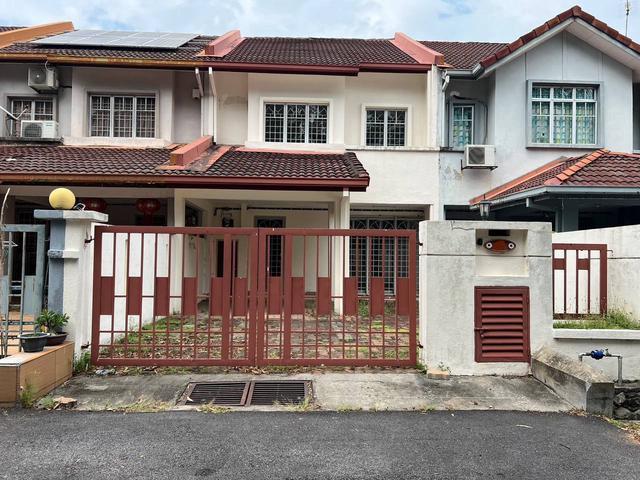 FACING OPEN CHEAPEST Double Storey Terrace Putra Heights
