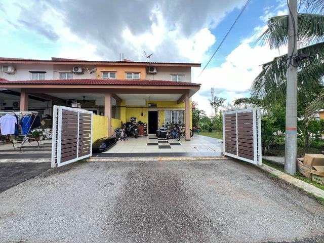 FACING OPEN Corner Lot Teres 2 Tingkat Taman Idaman Murni Sepang