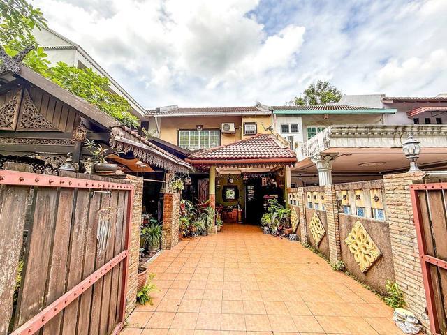 FACING OPEN Double Storey Bandar Sri Damansara Kuala Lumpur